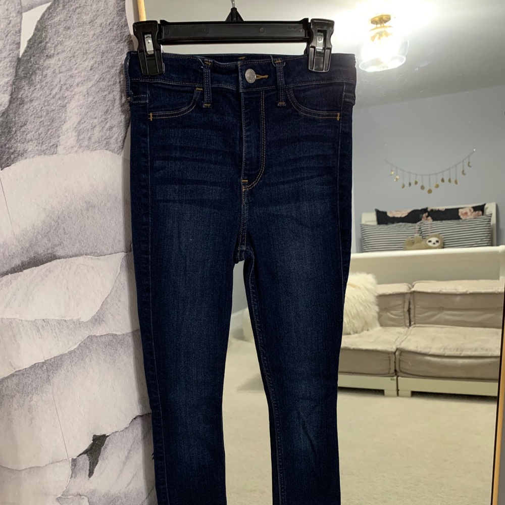 Hollister skinny dark wash jeans size 23